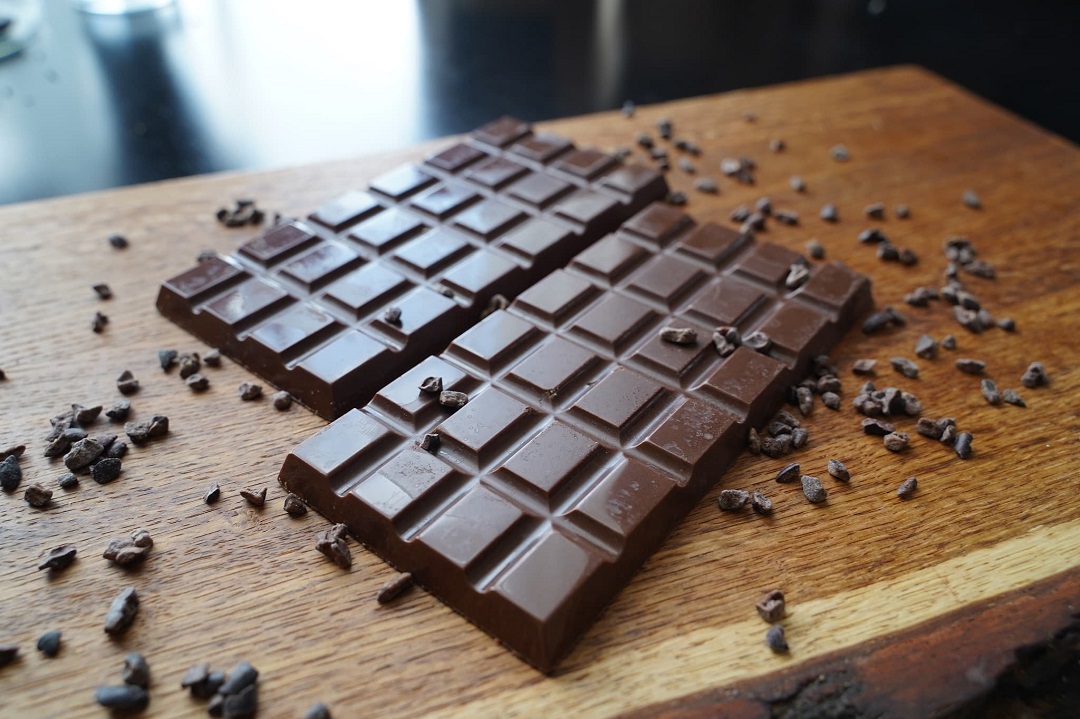 Шоколадные плитки (как проще всего темперировать шоколад в домашних условиях)